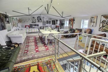 RARE FRANCE: Domaine en viager occupé sans rente.