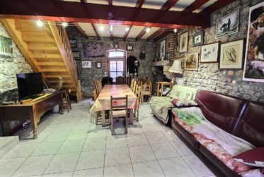 RARE FRANCE: Domaine en viager occupé sans rente.