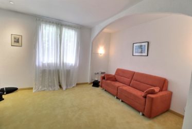 Magnifique maison individuelle avec piscine et grand terrain en viager occupé sans rente