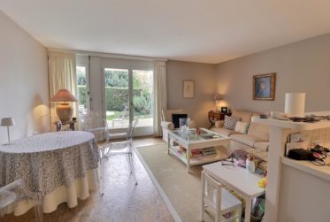 Magnifique appartement avec jardin privatif en viager occupé sans rente