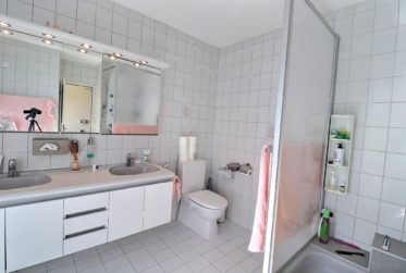 Magnifique maison individuelle avec piscine et grand terrain en viager occupé sans rente
