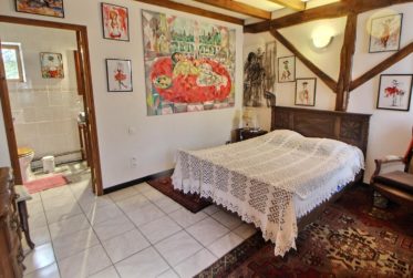 RARE FRANCE: Domaine en viager occupé sans rente.