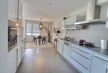 Un véritable bijoux au cœur de Nyon en viager semi-occupé sans rente