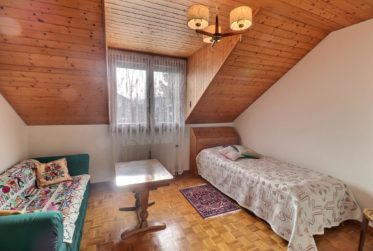 Superbe maison en viager occupé sans rente limité à 10 ans au coeur du village du Grand Saconnex