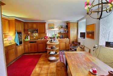 Maison d'Exception en Viager Occupé limité à 10 ans – Vue Panoramique sur le Lac Léman