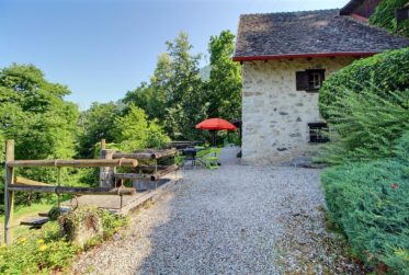 Maison d'Exception en Viager Occupé limité à 10 ans – Vue Panoramique sur le Lac Léman