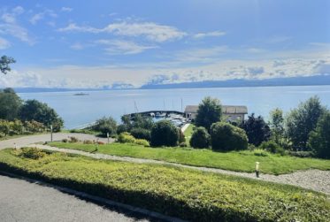 Magnifique appartement en viager occupé sans rente. Vue Lac et Port privé.