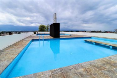 Magnifique appartement en étage élevé avec piscine en viager occupé sans rente