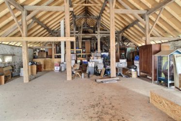 Grande maison en viager semi-occupé sans rente avec grand potentiel