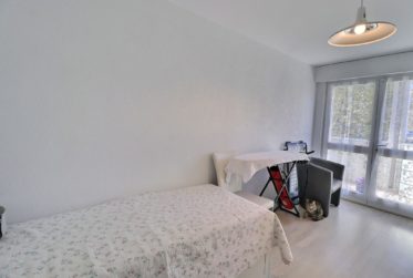 Superbe Appartement traversant en viager occupé sans rente