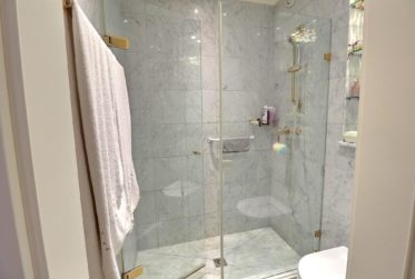 Magnifique appartement avec vue Lac en viager occupé sans rente