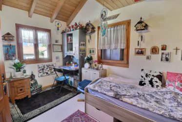 Jolie maison en viager occupé sans rente au calme avec un grand jardin