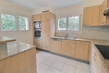 Grande villa individuelle en viager occupé sans rente limité à 7 ans