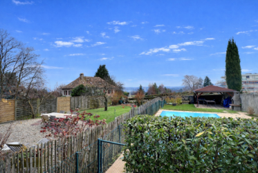 Superbe appartement en viager occupé sans rente avec piscine et vue Lac