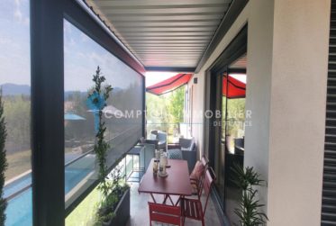 FRANCE: Magnifique villa contemporaine en viager occupé avec rente.