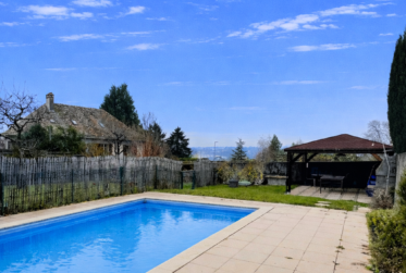 Superbe appartement en viager occupé sans rente avec piscine et vue Lac