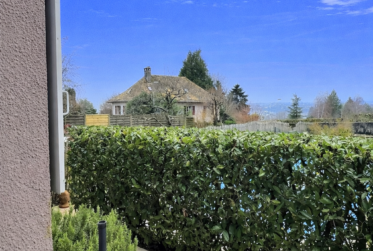 Superbe appartement en viager occupé sans rente avec piscine et vue Lac