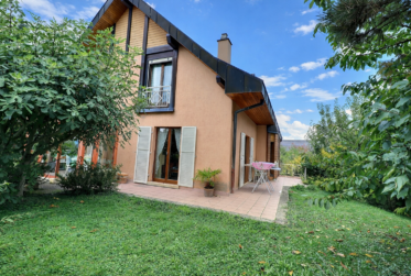 Très grande maison familiale en viager occupé sans rente