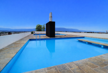 Superbe appartement en étage élevé avec piscine en viager occupé sans rente