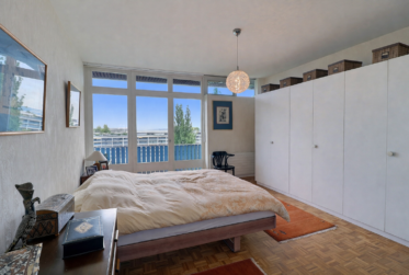 Superbe appartement en étage élevé avec piscine en viager occupé sans rente