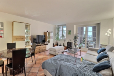 RESERVÉ Superbe appartement en viager occupé sans rente avec piscine et vue Lac
