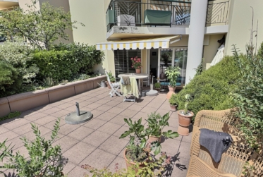 RESERVÉ Magnifique appartement en viager occupé sans rente avec accès direct au Lac