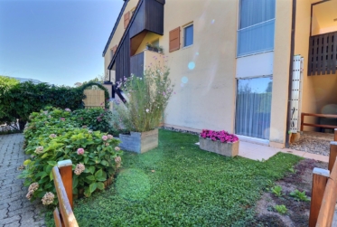 Magnifique appartement en rez de jardin vue dégagée sur la campagne en viager occupé sans rente