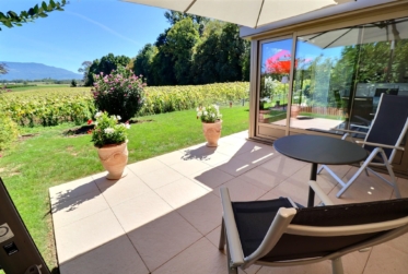 Magnifique appartement en rez de jardin vue dégagée sur la campagne en viager occupé sans rente