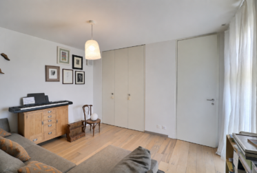 Très bel appartement en viager occupé sans rente avec piscine et vue lac