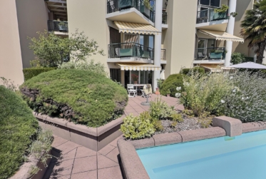 RESERVÉ Magnifique appartement en viager occupé sans rente avec accès direct au Lac